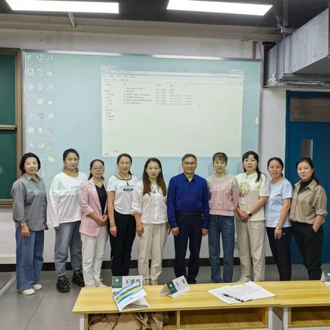 笔墨金秋，国培启航，语文之旅绽芳华 ——兵团小学语文骨干教师赴华师培训