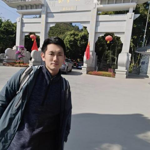 砥砺奋进，铸就卓越
