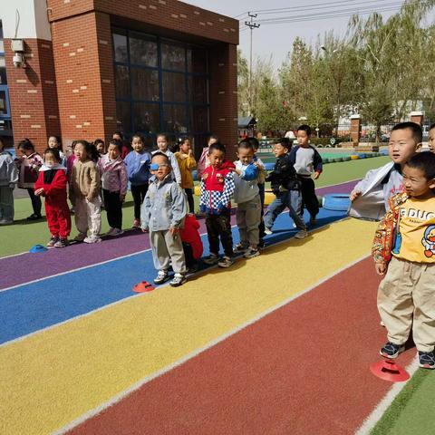 【以爱相伴 见证成长】汇丰学校幼儿园爱心大三班