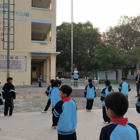 让雷锋精神永驻校园------山口镇山南小学少工委学雷锋系列活动