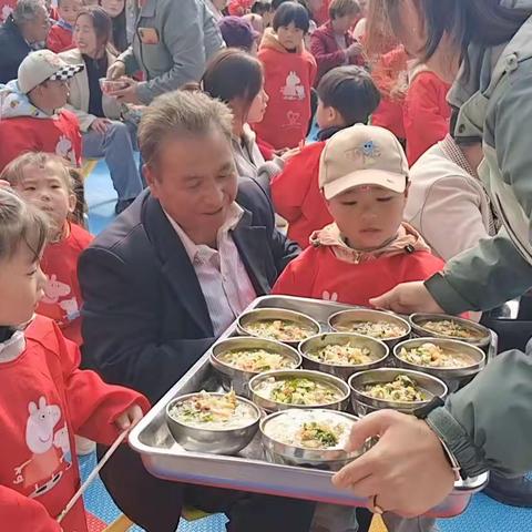 “爱满重阳 ，传承美德”——沙坝镇赵坝启蒙幼儿园重阳节美篇          农历九月初九是我国的传统节日——重阳节，又称为:老人节，尊老爱幼是我国的传统美德，为了让孩子们从小传承尊老爱幼的传统美德