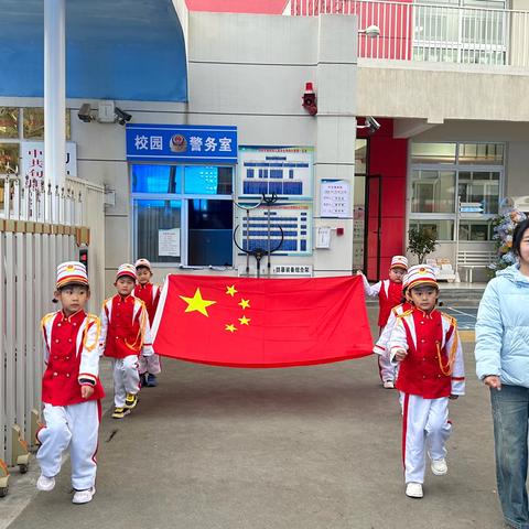 【主题晨会】春风润童心 雷锋伴成长——旬阳市第四幼儿园第四周主题晨会