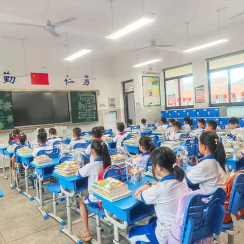英雄精神代代传，少年接力谱新篇—x2206开学篇
