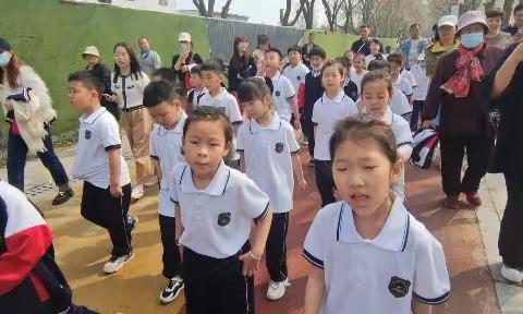 南关小学一三班研学之旅～生态园春游记