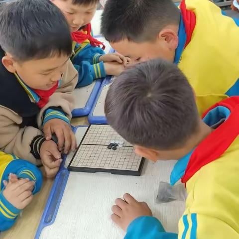 与“双减”同行，欢庆六一   西郭庄小学——五子棋社团