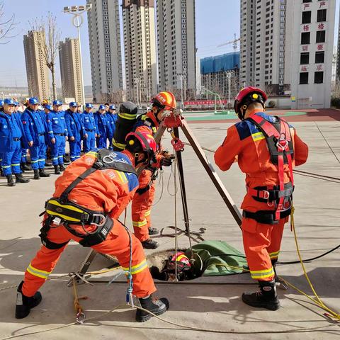 冬训练兵正当时 立足实战谋打赢——乾县消防救援站联合彬州市消防救援站等多家单位开展练兵系列活动