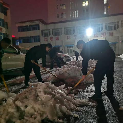 押运作风形象建设年专题报道 ——大雪无情，人有情