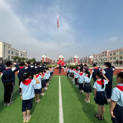 童心向党共筑梦 领巾飘扬向未来--张黄镇中心小学闵子校区队员入队仪式