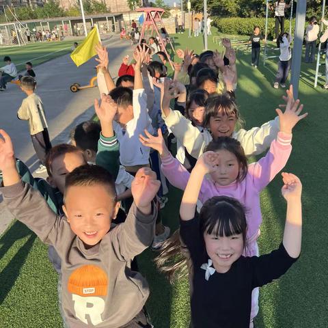 【盛世华诞，喜迎国庆】洛宁新宇小学一一班一周回顾