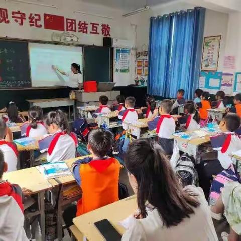 聚焦课堂求实效 追求卓越促成长——教研室深入华西镇南严小学开展听评课指导工作