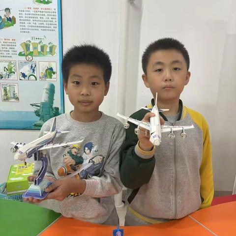 “筑梦航空 潜心育人”——滨城区第二实验小学航空航天社团