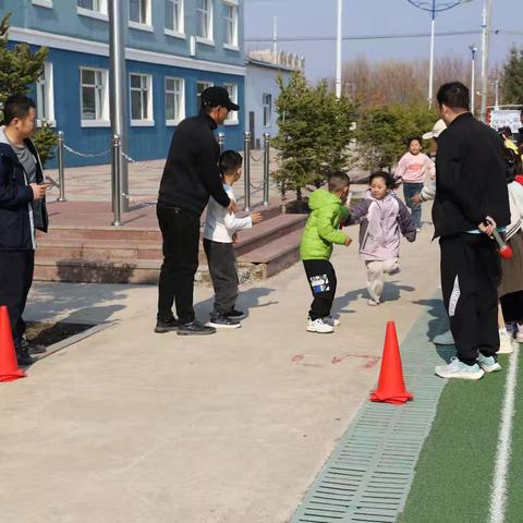 我运动，我健康！呼玛县第二小学迎五一校园接力赛活力开跑