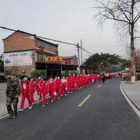 植科技之心，展红色雏鹰——涪陵十四中义和校区八年级37班