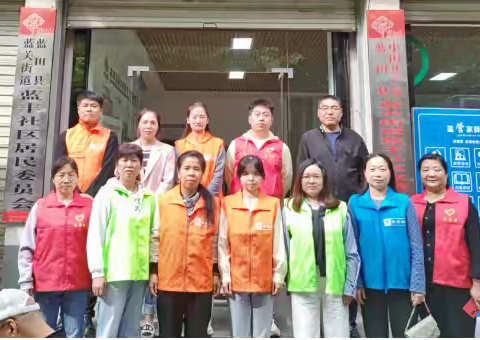 公益集市服务暖人心，慰问残疾老人显真情——县残联联合开展重阳节系列公益活动