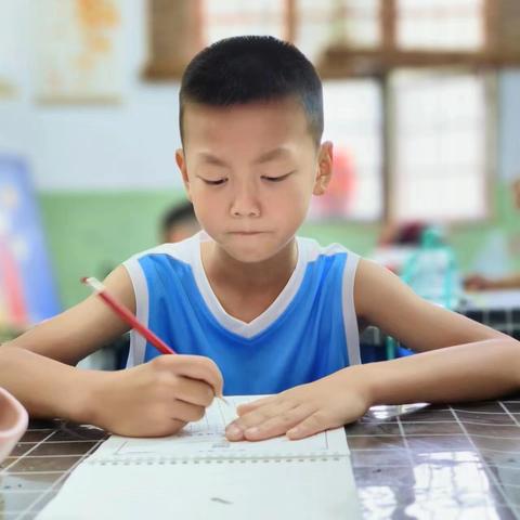 “幸福向上八小娃”暑假快乐成长记——黄梅八小 二（14）班徐梓阳