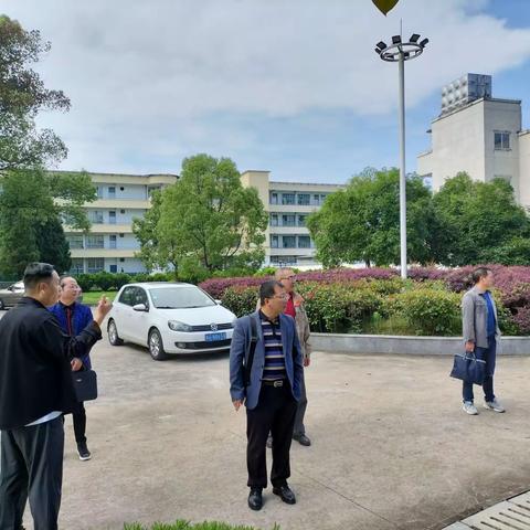 区教育局领导深入将口中学指导“义务教育管理标准化学校”创建工作