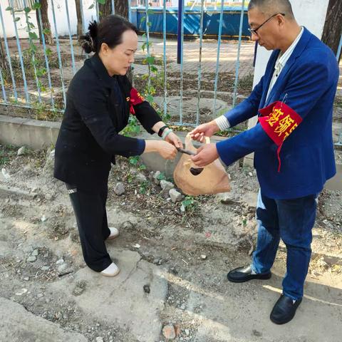 喜迎国庆展风采，志愿服务赞红岸——站前小学党支部庆“十·一”活动