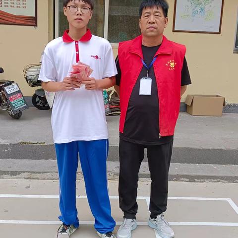 高一学生活动图片