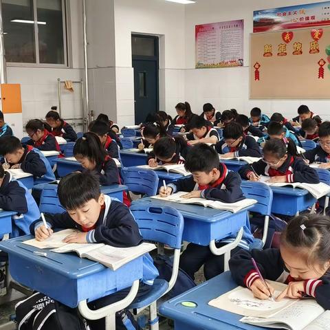 传承书法风采,共创魅力校园——济宁市兴东小学“翰墨飘香，文韵悠扬”书写比赛