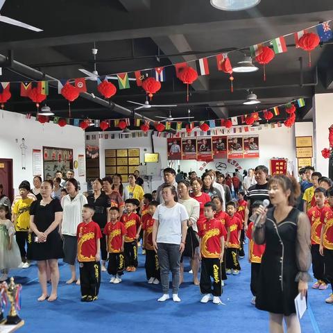 艺潇武魂武术俱乐部举办“感恩母亲，为爱而武”的母亲节活动。今天是5月的第二个星期，（5月12日）一个特殊的节日。母亲节快乐。感谢老师培养我们从小懂得孝道，怀有感恩之心。艺潇武魂武术俱乐部我们共同的家园