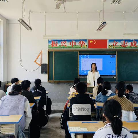 情暖送教，匠心筑梦——渑池县韶州中学到段村乡中送教活动记实