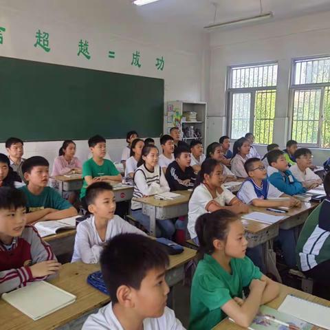 听课调研 促进提升——南沙河镇学区领导深入冯庄小学听课调研