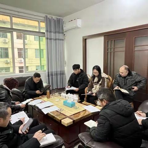 凝心聚力开新局 团结奋进谋新篇