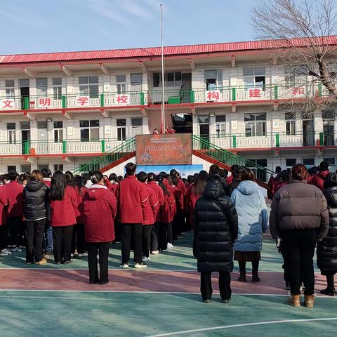 消防演练进校园，防患于未然