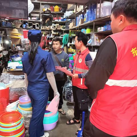 感城镇网格员开展春节前消防安全宣传活动