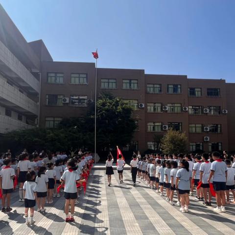 你好，少先队！——2025年新安江第一小学第二批新队员入队仪式精彩纪实