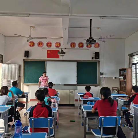 家校同心 共叙成长 ——黎明小学期末家长会