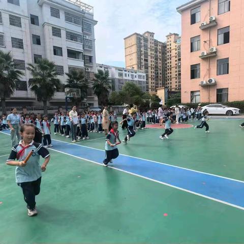 一起“趣”运动，快乐伴成长——横峰县实验小学二年级秋季趣味运动会