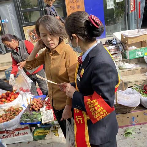 中国银行延长石油小区支行助力高考宣传消保"守住钱袋子"