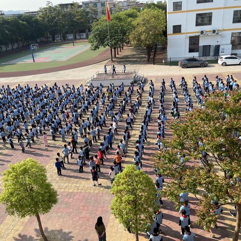 春光美如斯 正是读书时——诏安县美营小学开展世界读书日活动