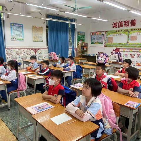 荔城街三中小学部第四周回顾