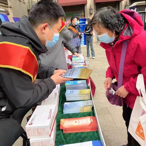 莱商银行济南分行开展普及人民币知识宣传活动