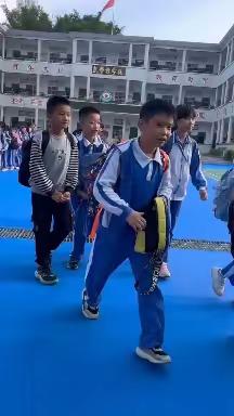 快乐与行，研学与心——揭西县上砂镇新东小学综合实践研学活动