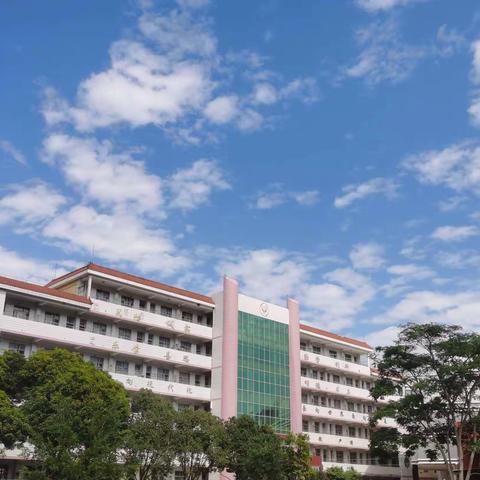 书香浸润校园，悦读伴我成长