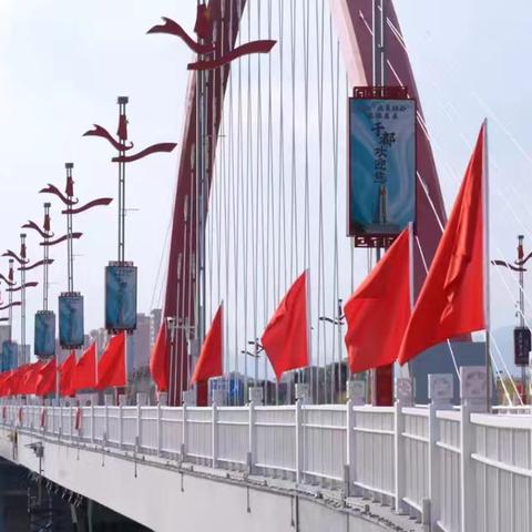 环卫保障不打烊 加强保洁优环境——金沙田全面加强“双节”期间环卫保洁工作