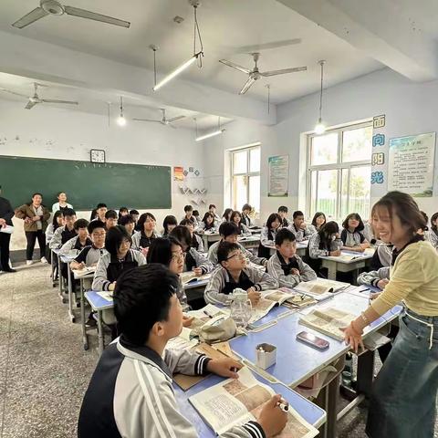 [关爱学生幸福成长]旧店中学家长进校园活动