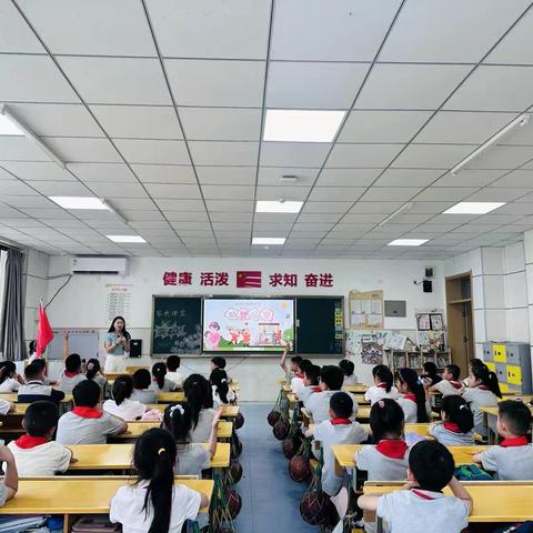 防震减灾知识进课堂，筑牢学生安全防线