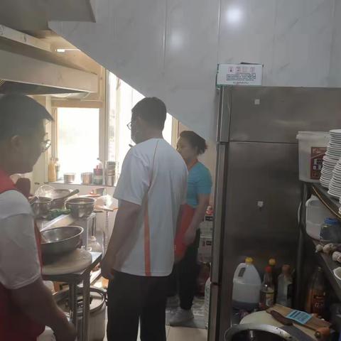 【大党建·微治理】洋河南镇第二社区开展第二轮常态化全覆盖安全检查
