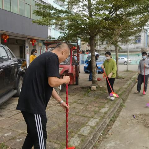 响应“六水共治”，开展潭牛居社区周边环境整治活动