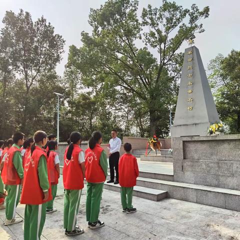 祭扫烈士墓，缅怀革命情——龙门县龙华学校开展清明祭英烈实践活动