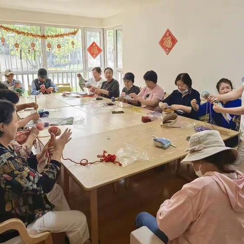 航天城五院西区社区开展“悠悠艾草香 浓浓端午情”端午节主题系列活动