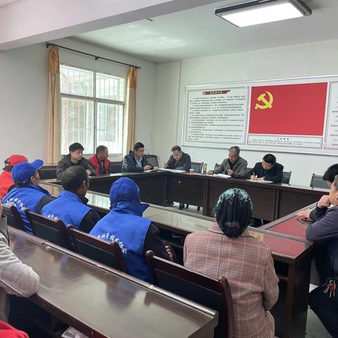 传承榜样力量 书写雷锋精神