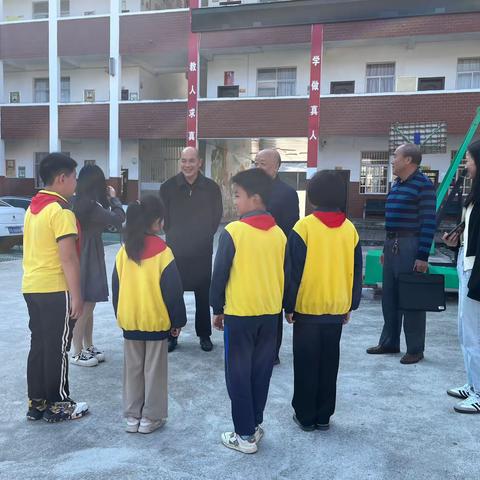 遂川县老区建设促进会莅临我校开展红色文化调研活动