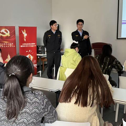 弘扬宪法精神 共筑法治西门……老西门市场所开展2023年宪法宣传周宪法宣传活动