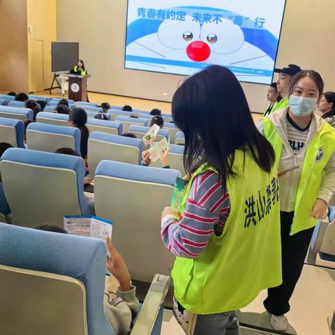 武汉市第十一小学禁毒课堂活动纪实