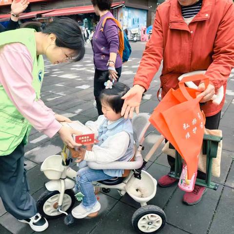 国家安全日：张家湾街禁毒社工联合三桥社区开展禁毒宣传活动